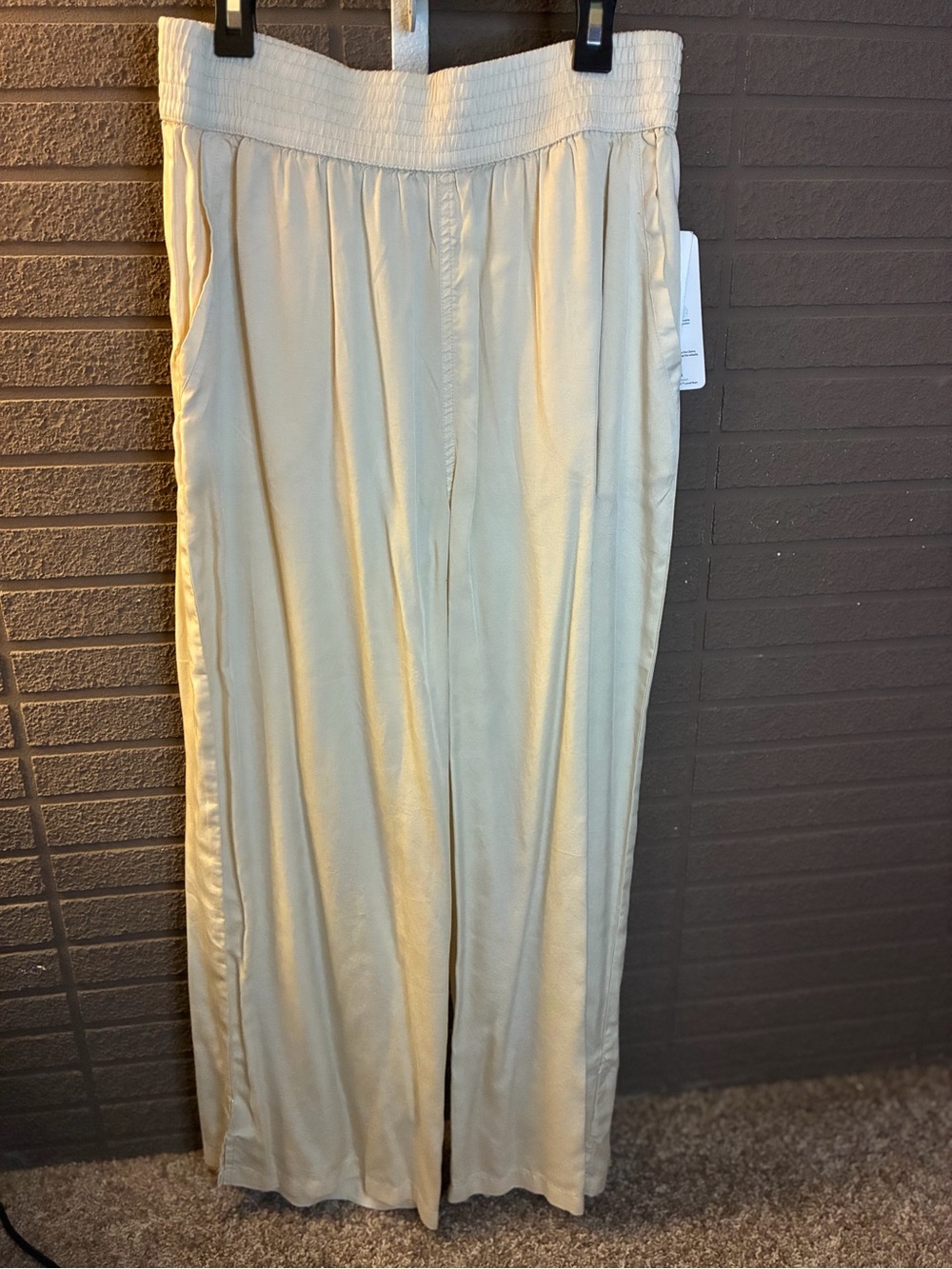 DKNYC Cream Wide-Leg Pull-On Pants